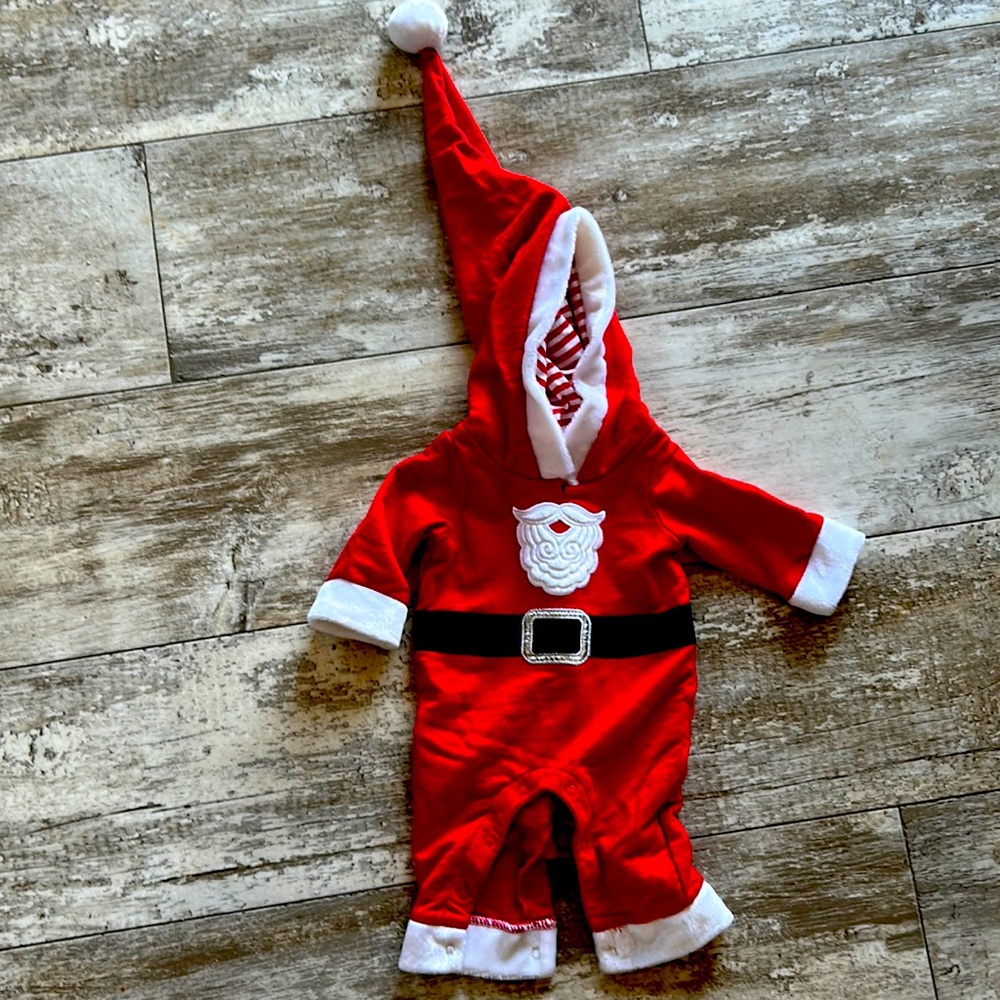 Cat & Jack Newborn Baby Santa Suit Christmas Baby Outfit Onesie
